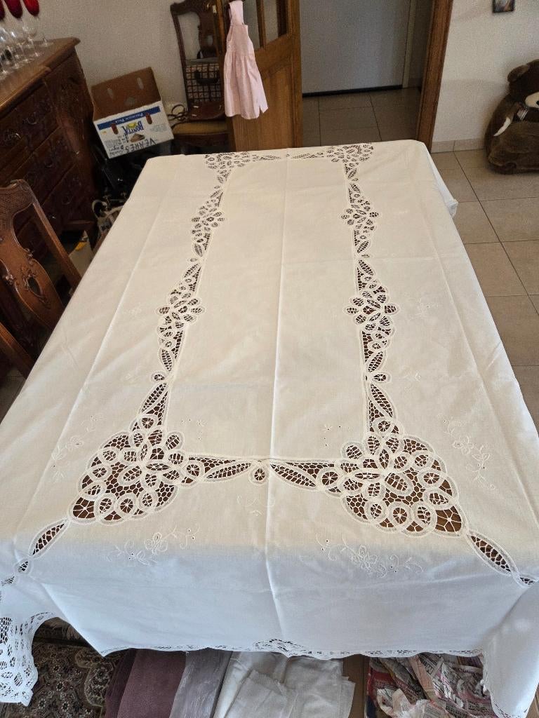 Nappe faite main, neuve, Maison & Meubles, Enlèvement, Neuf, Rectangle, Intérieur