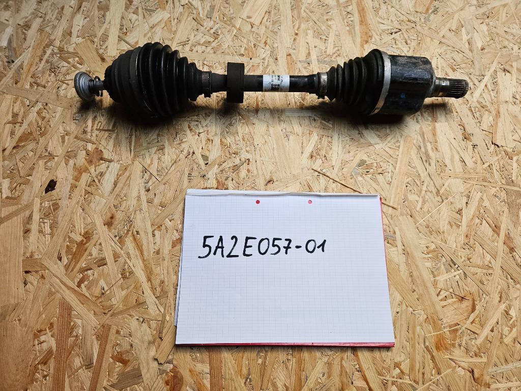 AANDRIJFAS BMW F39 F40 F44 F48 MINI F60 5A2E057, Ophalen of Verzenden, Gebruikt, BMW
