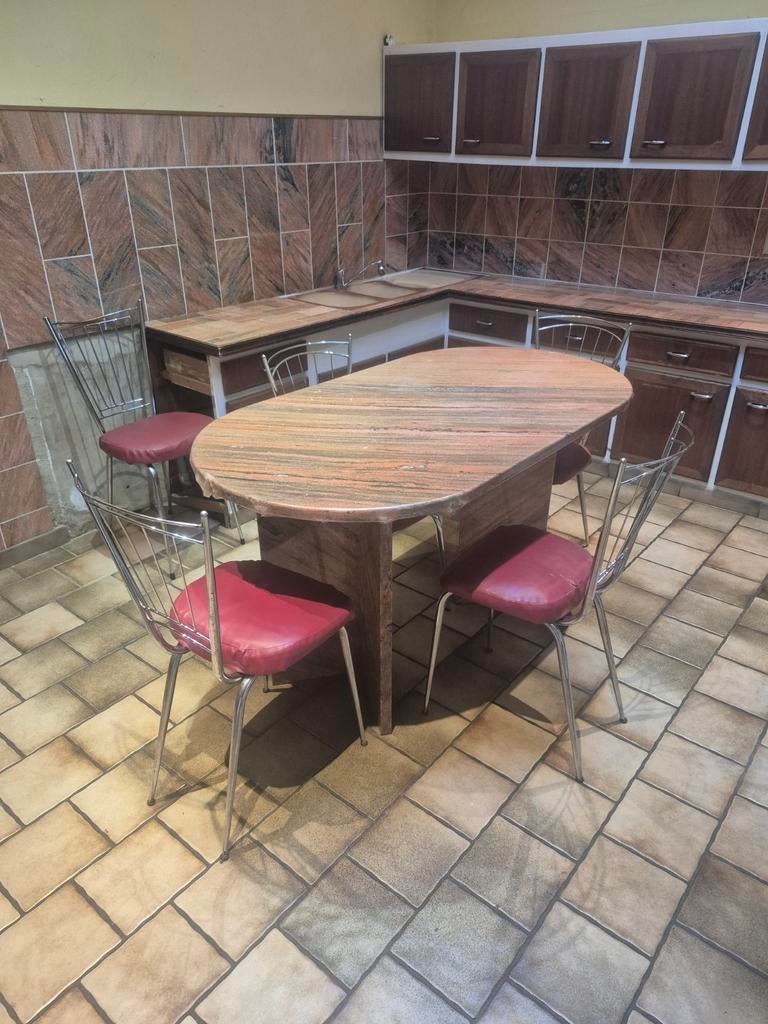 Magnifique table en marbre du Soudan en très bon état., Maison & Meubles, 100 à 150 cm, 75 cm ou plus, Enlèvement, Utilisé