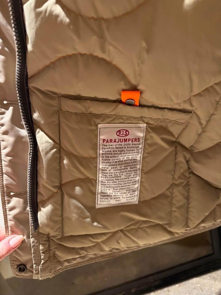 Parajumper, Kleding | Dames, Jassen | Winter, Beige, Maat 46/48 (XL) of groter, Nieuw, Parajumpers