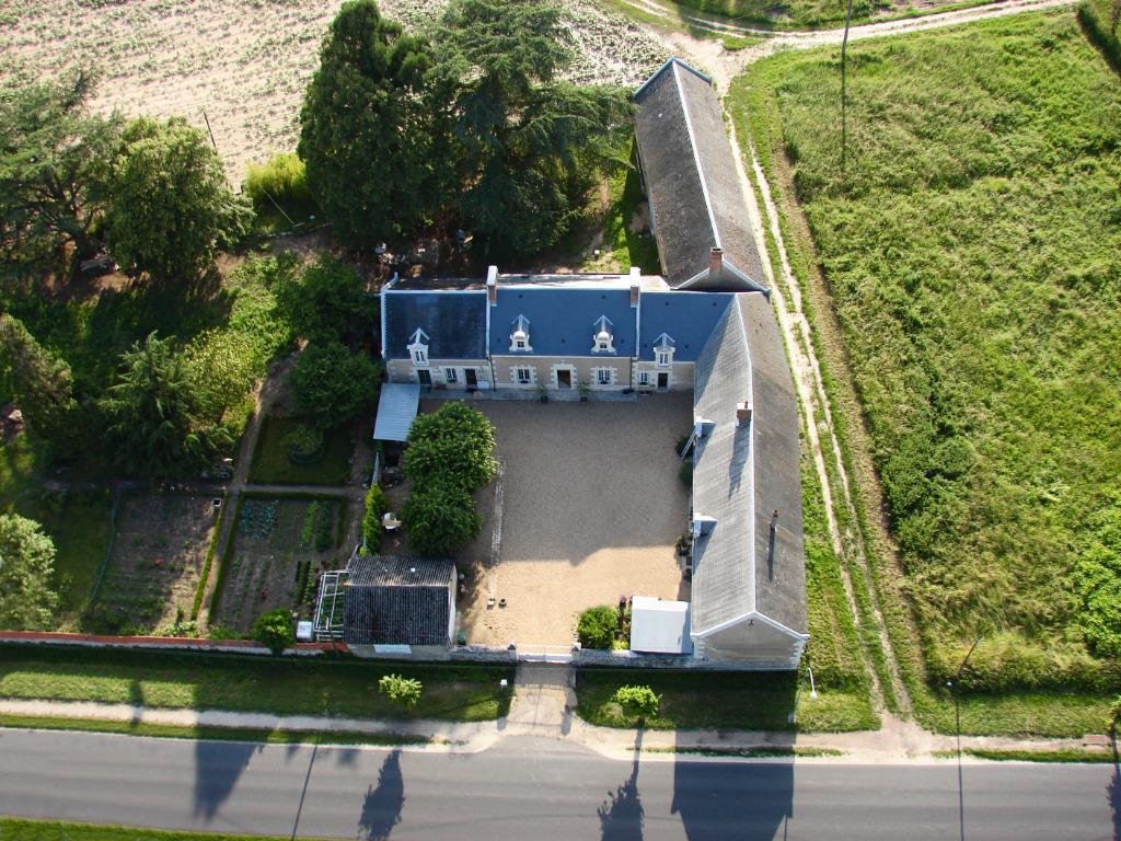 cave authentique rénovée, 6 pièces, Campagne, Couddes, 283 m²