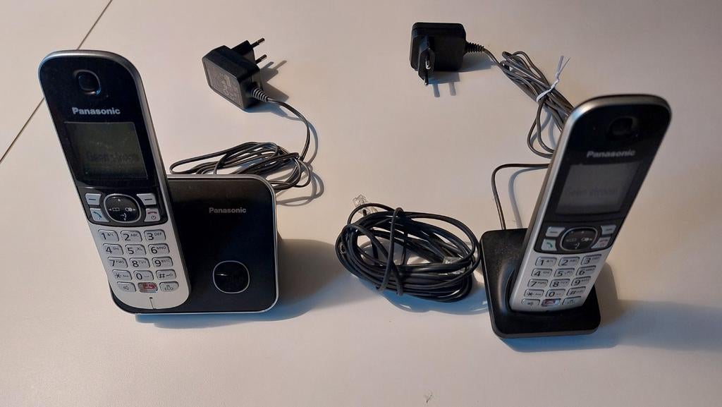 Panasonic KX-TG6852 sous garantie jusque 08/2026, Enlèvement ou Envoi, Comme neuf, 2 combinés