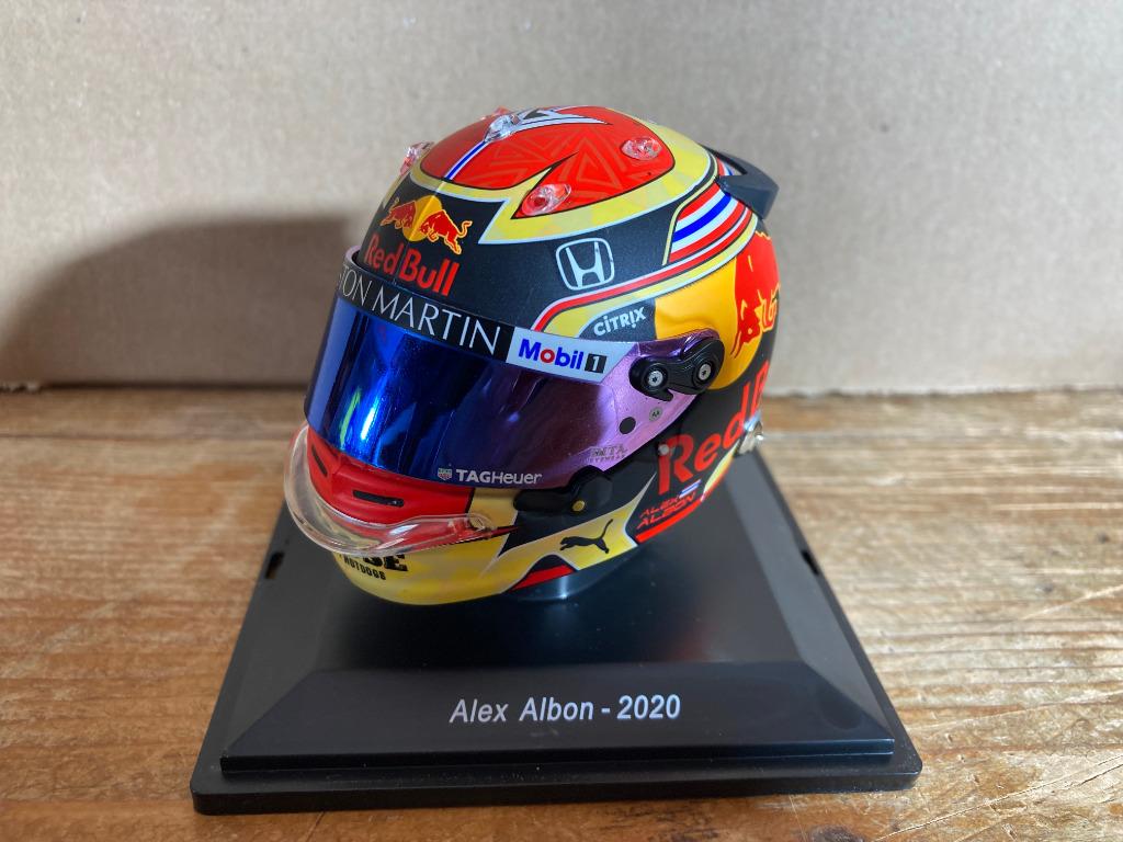 Alexander Albon 2020 helm 1:5 Spark Red Bull Racing 1/5, Ophalen of Verzenden, Nieuw, Formule 1