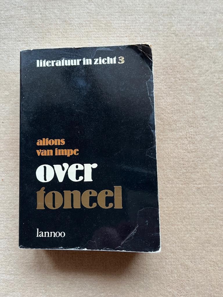Over toneel - boek van Alfons Van Impe, Enlèvement ou Envoi, Théâtre