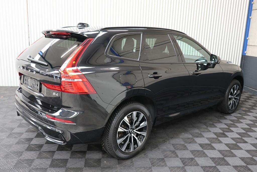 Volvo XC 60 B4 Benzine Mild-Hybrid Geartronic Plus Dark Pan, 197 pk, 1969 cc, 0 kg, Zwart