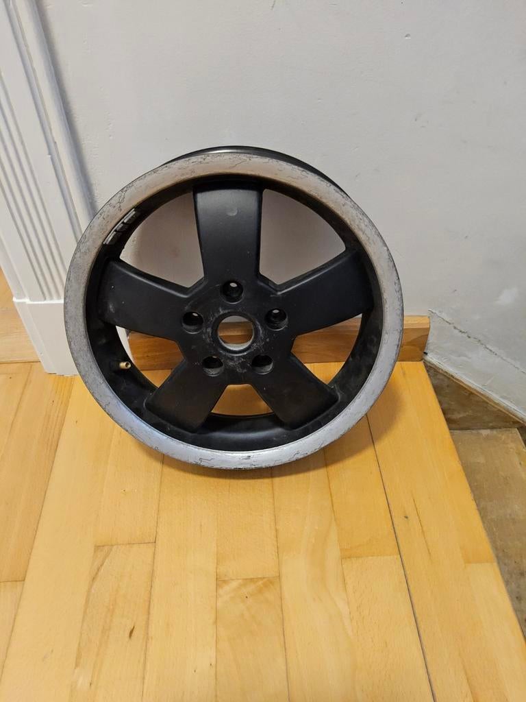 velg Vespa voor achterwiel, Ophalen