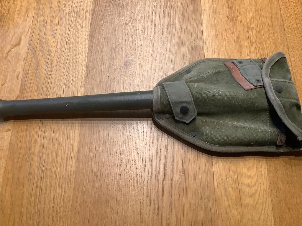 Schop en zijn koffer, Ophalen of Verzenden, Landmacht, Overige typen