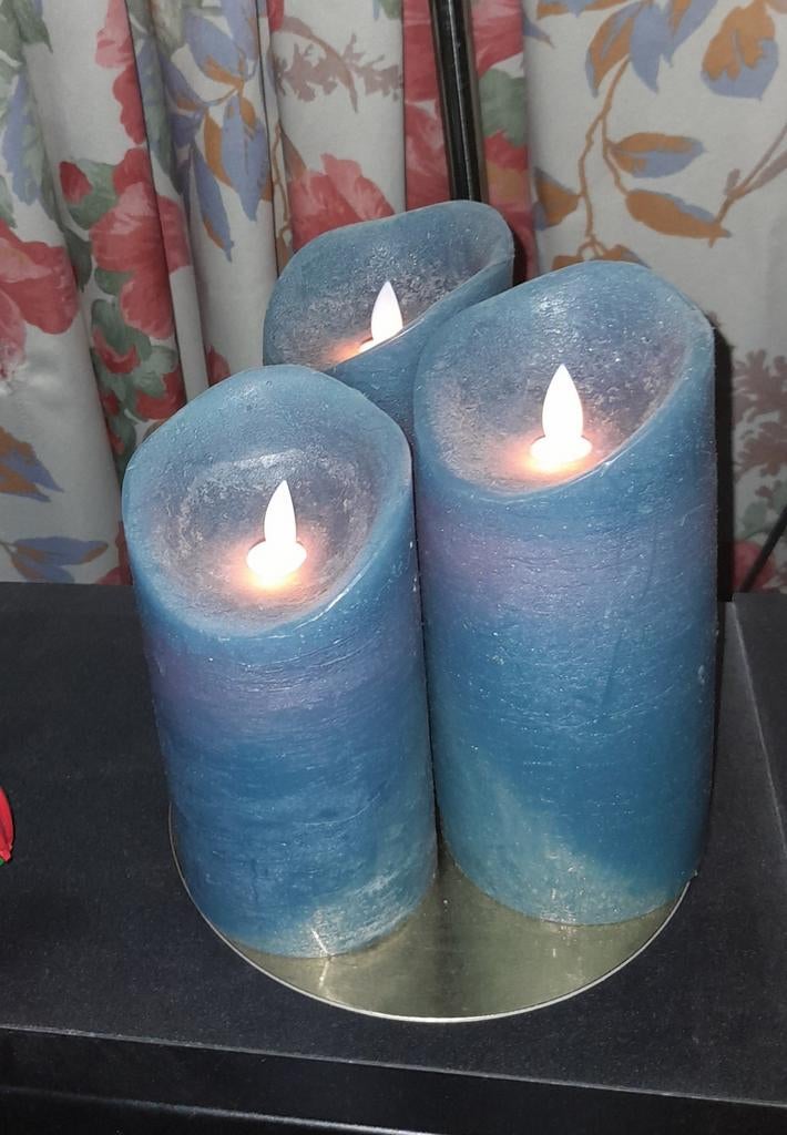 Bougies en cire bleue avec led, Maison & Meubles, Enlèvement ou Envoi, Comme neuf