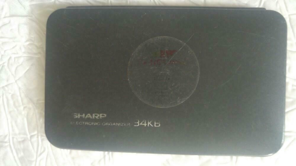 vintage translator Sharp electronic organizer 34 kb PDA, Enlèvement ou Envoi