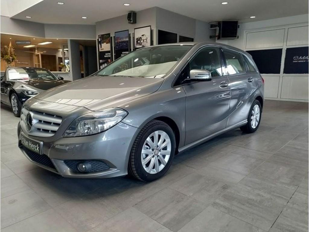 Mercedes-Benz B 1.8i Blue Efficiency / Navi, Auto's, 90 kW, Bedrijf, 5 deurs, Xenon verlichting