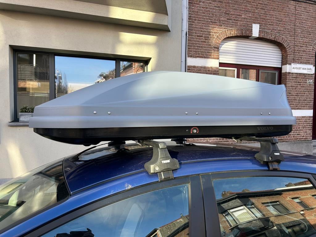 Thule Touring M dakkoffer - Volvo rebranded, Ophalen, Zo goed als nieuw