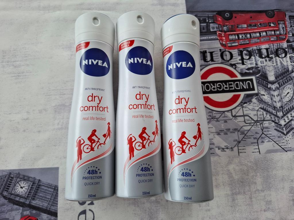 Lot de 3 déodorants Nivea Dry Comfort, Ophalen of Verzenden, Nieuw, Deodorant of Bodyspray