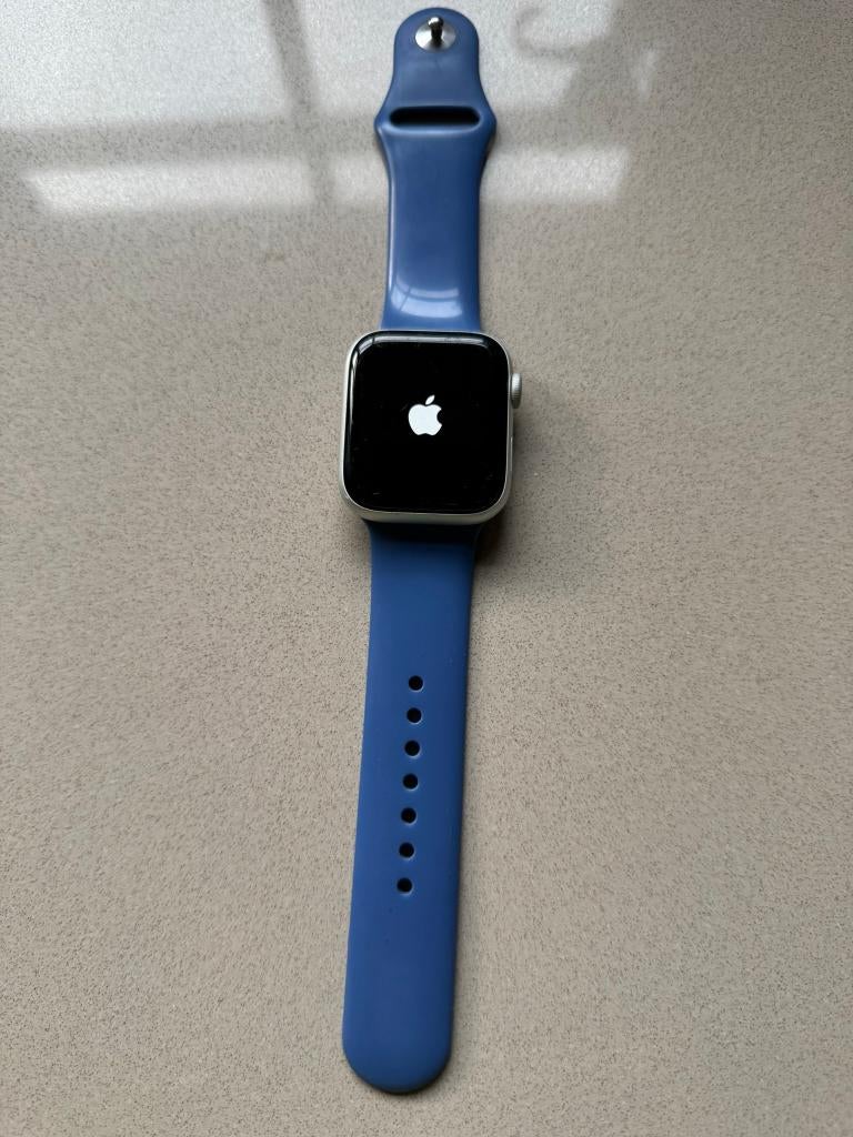 Apple Iwatch series 4, Handtassen en Accessoires, Smartwatches, Ophalen, Hoogte, Gebruikt, Blauw