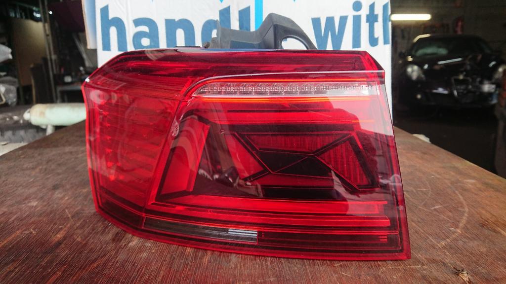 Feu arrière gauche Volkswagen Passat Variant B8 3G, Enlèvement ou Envoi, Utilisé, Volkswagen
