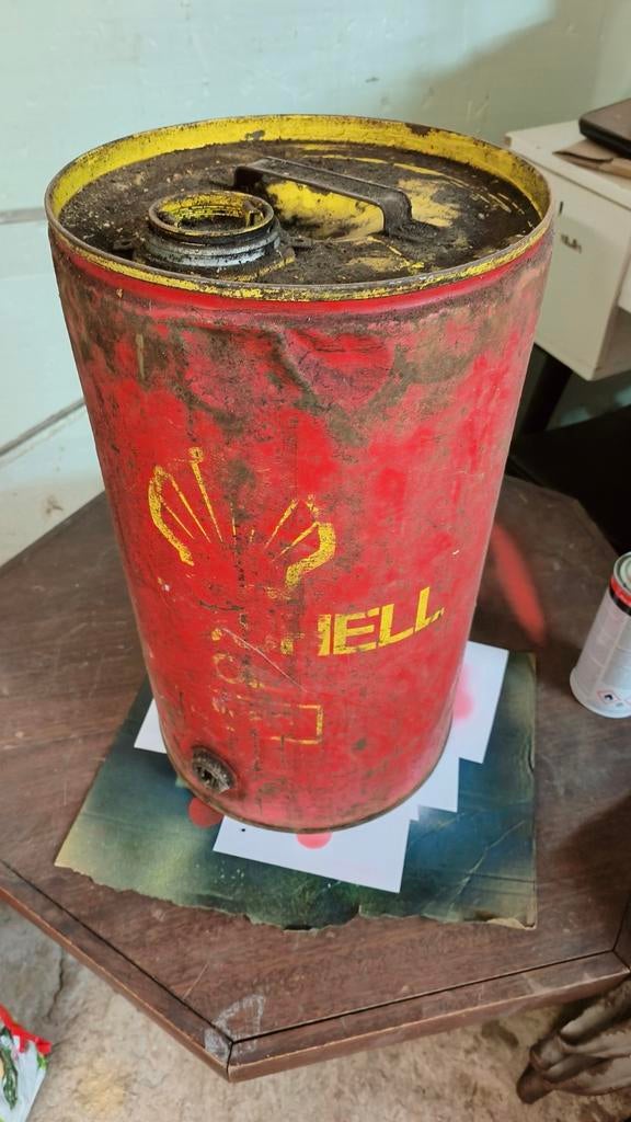 Bidon Shell années 50, Enlèvement