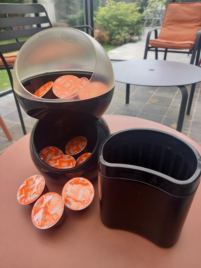 SUPPORT DE CAPSULES DE CAFÉS + PETITE POUBELLE POUR CAPSULES, Electroménager, Enlèvement, Comme neuf