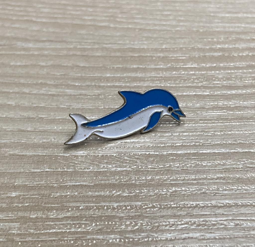 PIN - DOLFIJN - DAUPHIN - DOLPHIN, Verzenden, Gebruikt, Dier of Natuur, Speldje of Pin