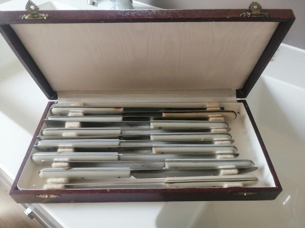 Messen La Guepe, Ophalen of Verzenden, Zo goed als nieuw