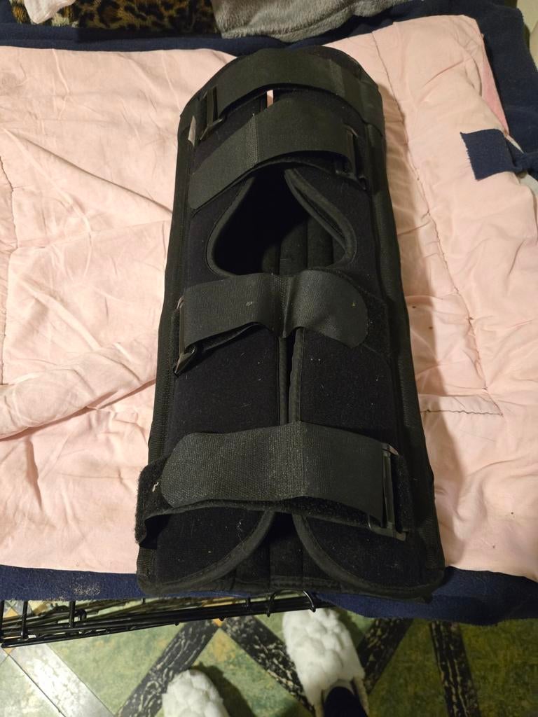 Knie brace revolutie links, Ophalen, Zo goed als nieuw