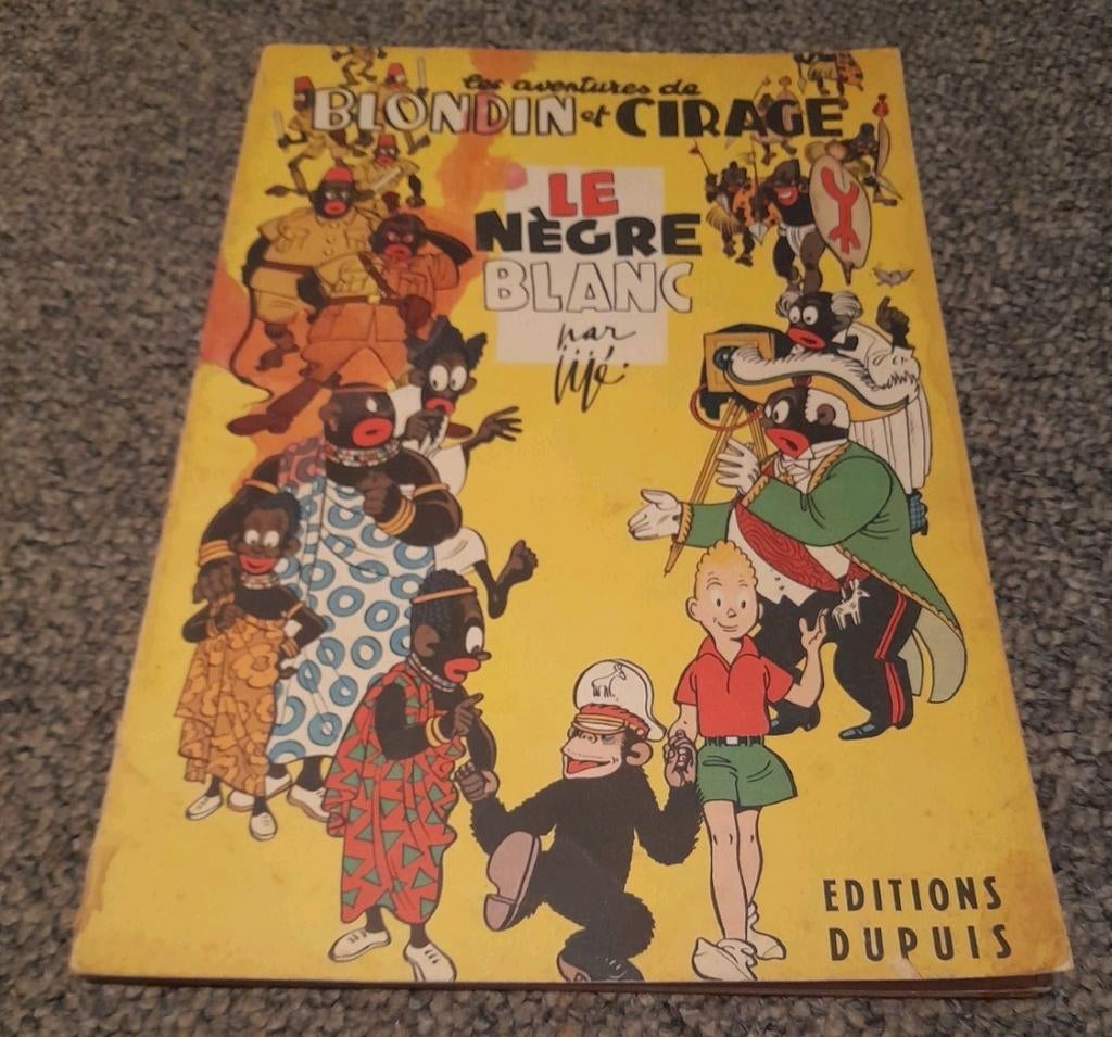Blondin et Cirage - Le nègre blanc + display met pins - 1953, Boeken, Stripverhalen, Gelezen, Ophalen of Verzenden
