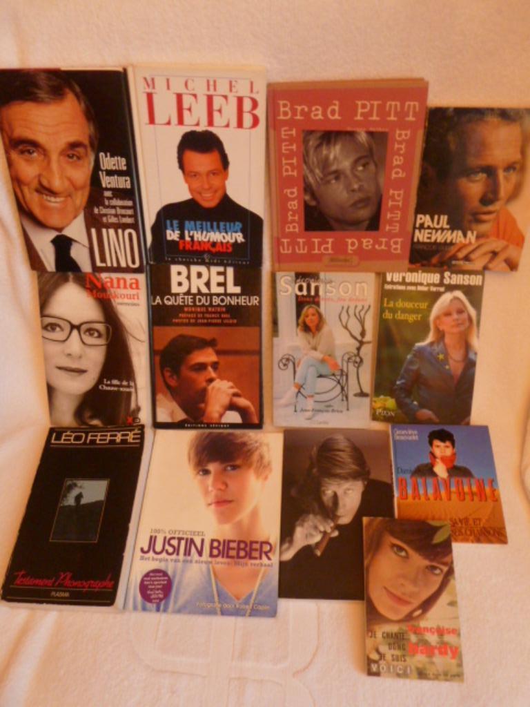 13Livres chanteurs, comédiens Lino,  Sanson, Brel, Balavoine, Ophalen of Verzenden, Gelezen