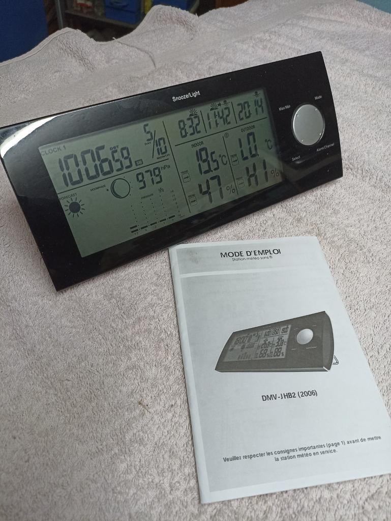 Weerstation en openingstijden, Ophalen of Verzenden, Zo goed als nieuw
