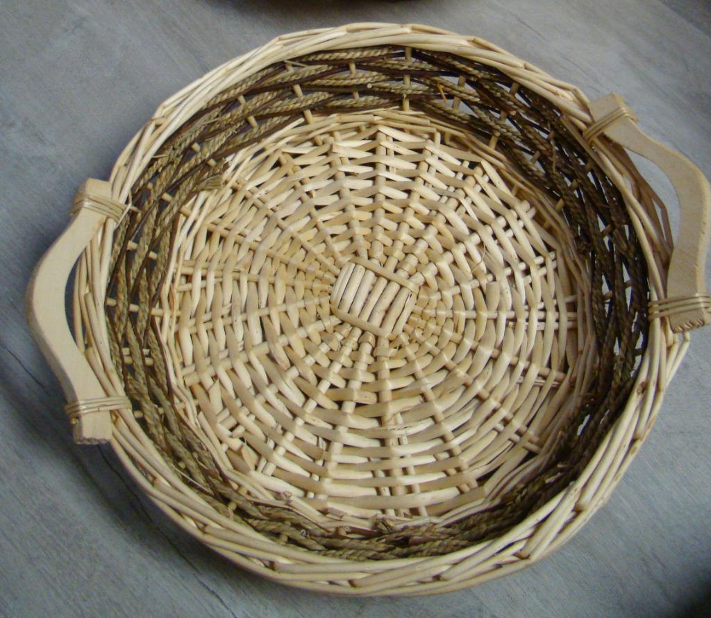 grote bleke mand rond 36cm , geschenkmand met gedraaid riet, Ophalen, Mand, Rond, Zo goed als nieuw