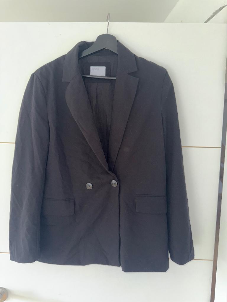 Blazer cintré Bershka noir, Zwart, Zo goed als nieuw, Jasje, Maat 36 (S)