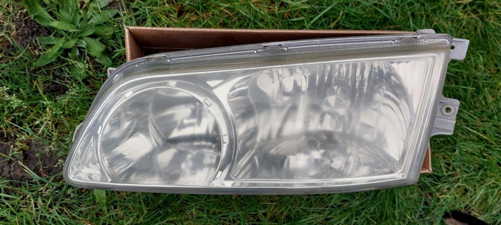 PHARE GAUCHE POUR HYUNDAI H1/H200. Décret 2002-2008., Enlèvement ou Envoi, Hyundai