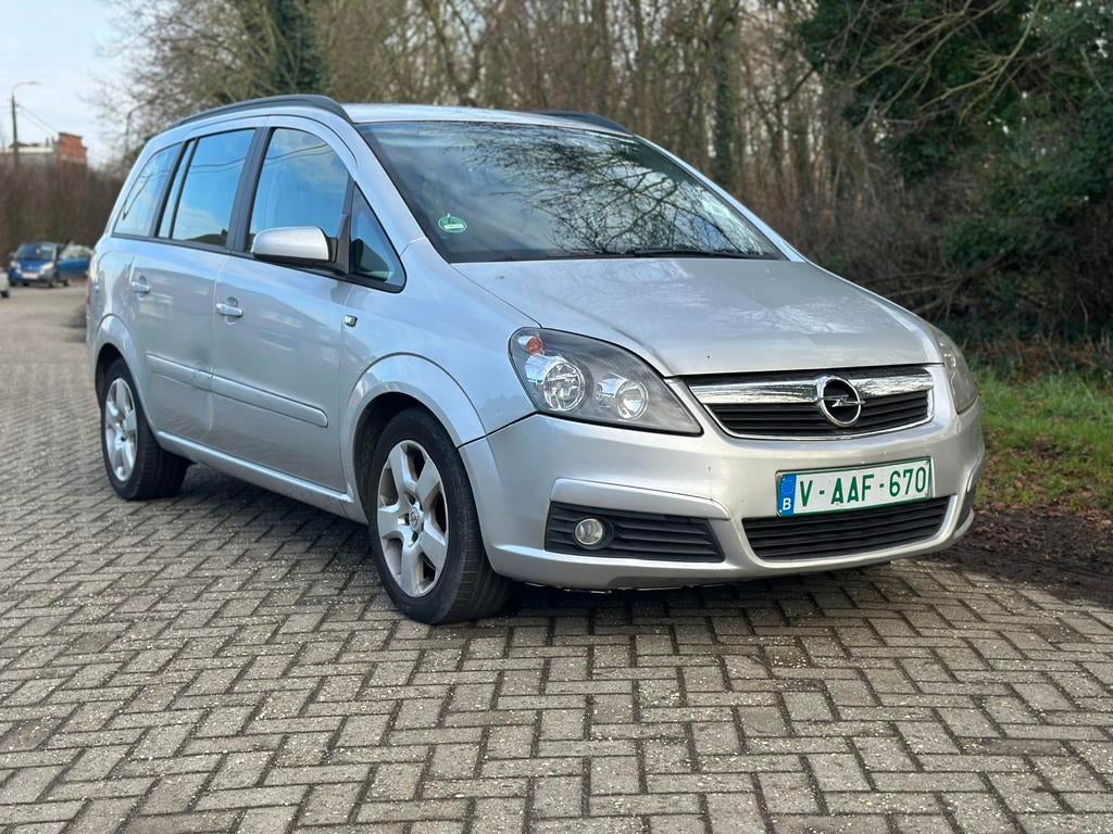 Opel Zafira 1.9 cdti 2006 235000 km Export 900€, Autos, Achat, Entreprise, 7 places, Boîte manuelle