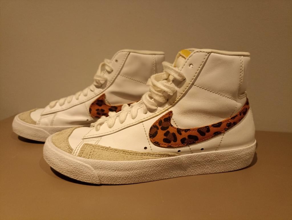 Nike blazer mid leopard. Nieuw. Maat 38. 
Unisex, Ophalen