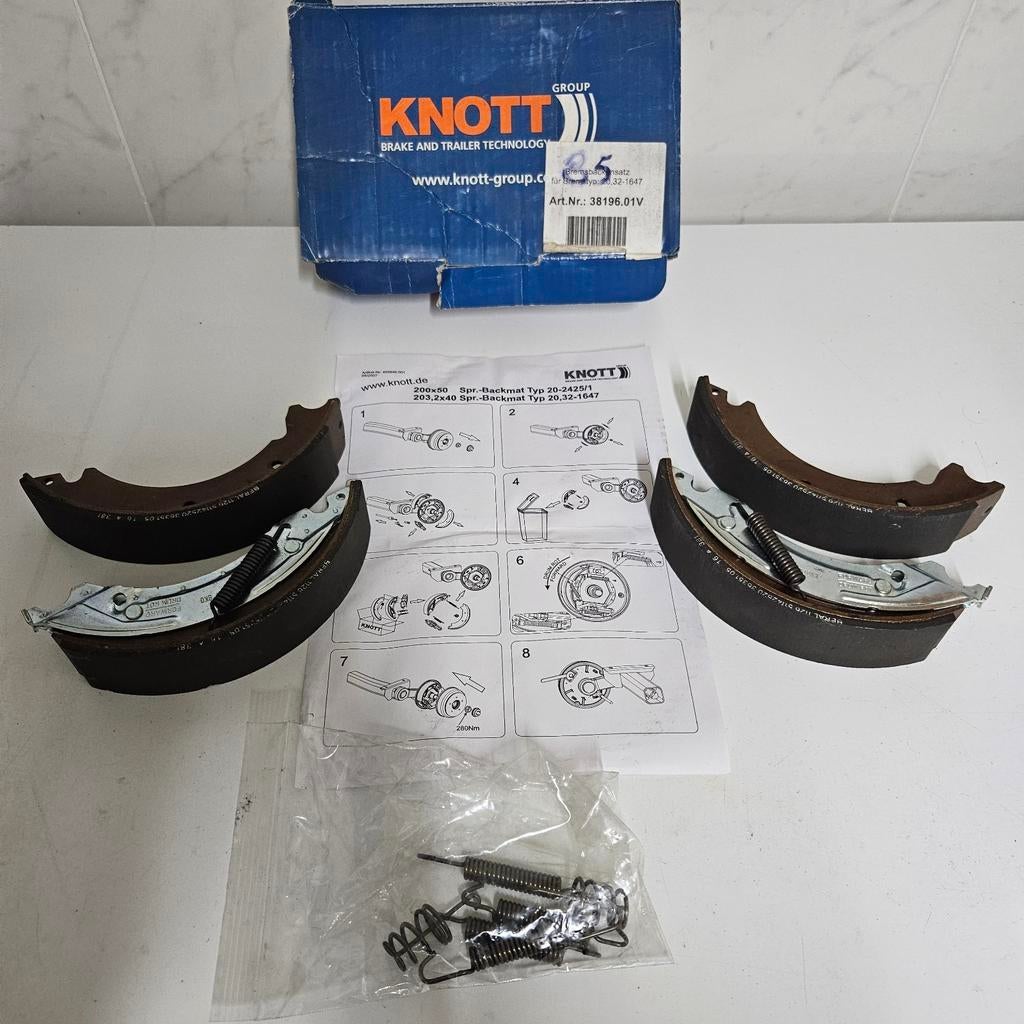 Kit de mâchoires de frein Knott 203  40 mm — OEM 38196.01V, Enlèvement ou Envoi, Neuf