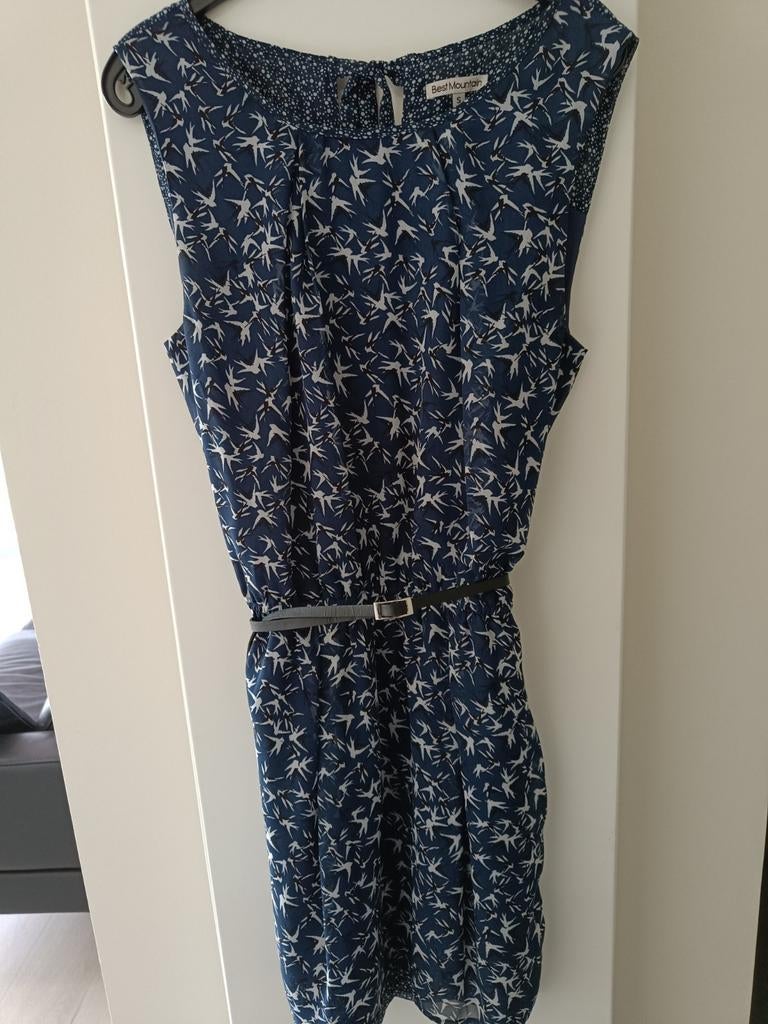 Zomers kleedje in blauw en wit van Bellerose in  maat small., Kleding | Dames, Bellerose, Blauw, Ophalen of Verzenden, Zo goed als nieuw