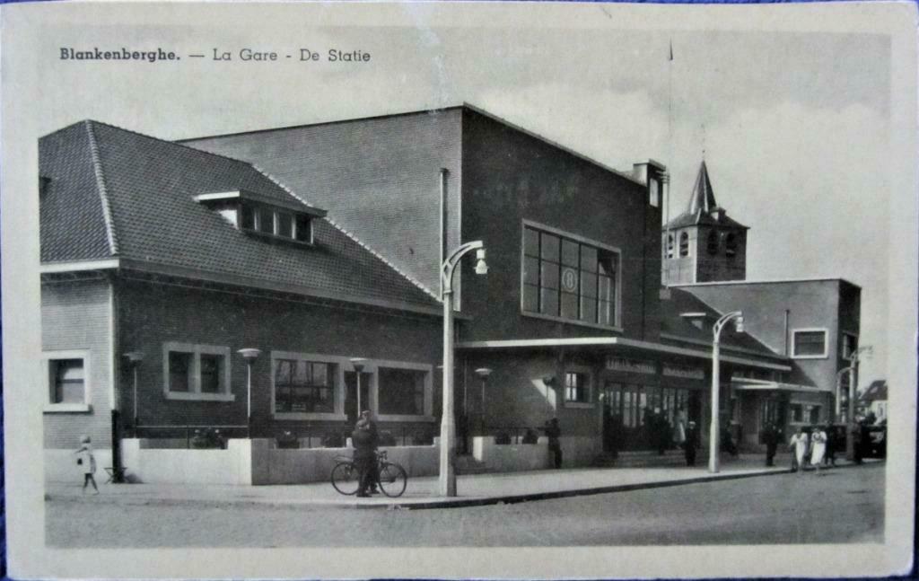 POSTKAART- BLANKENBERGE, HET STATION., Ophalen of Verzenden, 1920 tot 1940, Gelopen, West-Vlaanderen