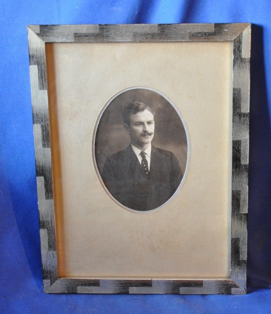 cadre  avec photo homme periode art deco, Enlèvement ou Envoi