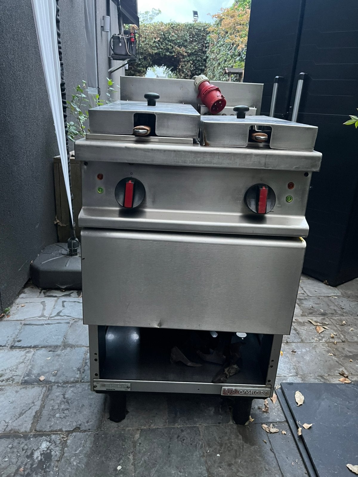 Professionele friteuse – 2 kuipen, Ophalen, Gebruikt, Fornuis, Frituur en Grillen