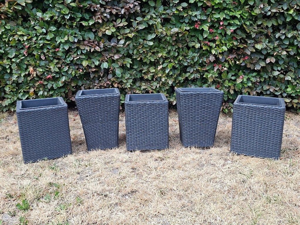 Wicker bloempotten, Tuin en Terras, Ophalen, Overige materialen, Gebruikt, Minder dan 60 cm