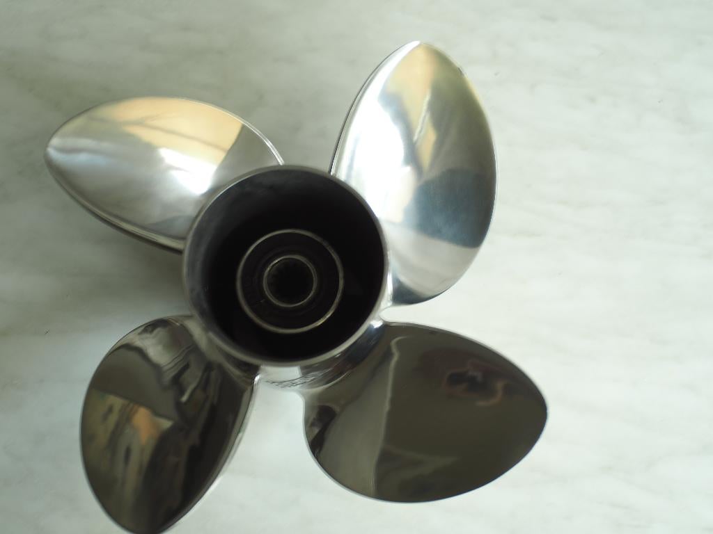 Rogue roestvrijstalen propeller met 4 bladen 13,25" x 15", Ophalen of Verzenden, Zo goed als nieuw, Staal