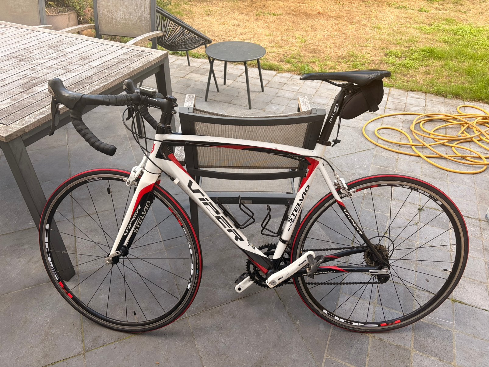 Koersfiets + schoenen (44) +kledij, Fietsen en Brommers, Ophalen, Zo goed als nieuw