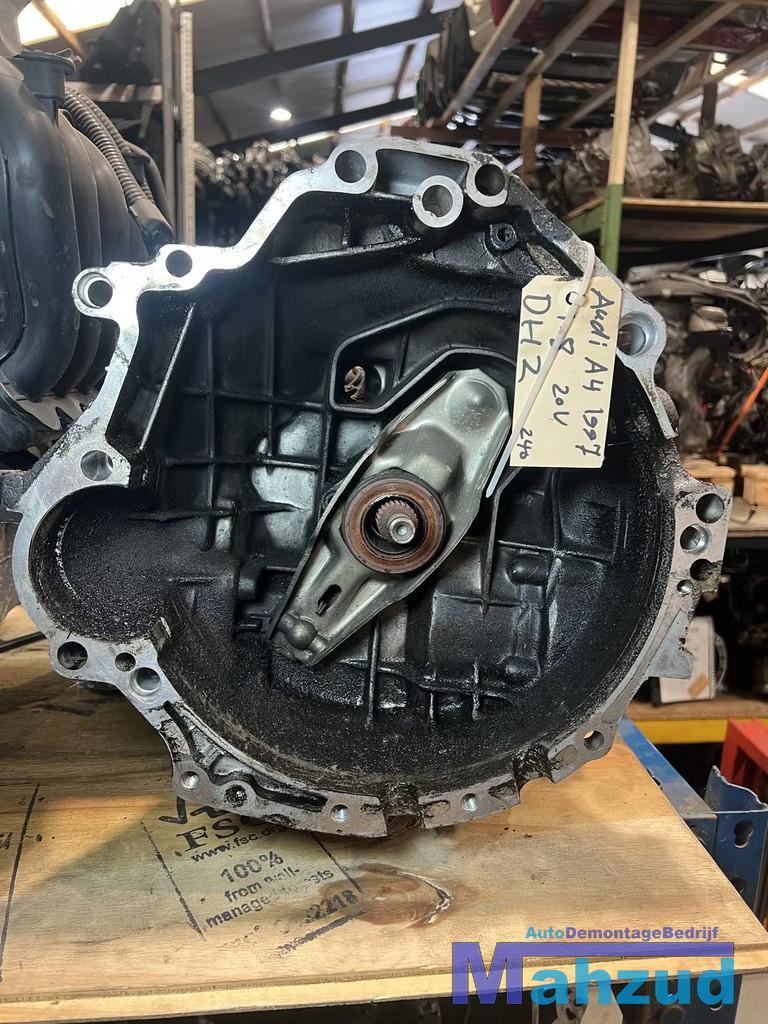 AUDI A4 B5 1.8 20V Versnellingsbak DHZ, Autos : Pièces & Accessoires, AUDI AG, Auto-Union-Strasse 1
85045  Ingolstadt, DE, Audi