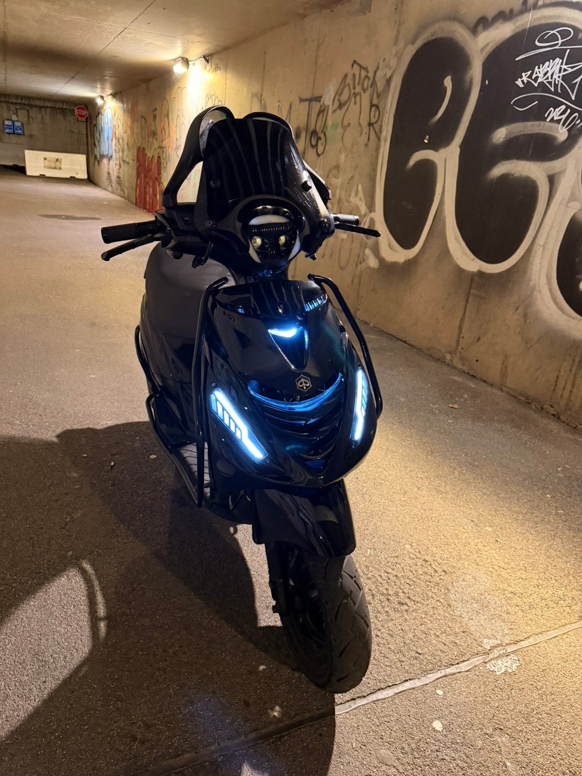 Piagio zip 80cc 4t, Fietsen en Brommers, Ophalen, Zip, Klasse A (25 km/u), Zo goed als nieuw