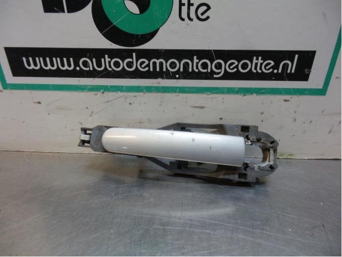 Portiergreep 2Deurs rechts van een Volkswagen Golf (Golf 97-, Gebruikt, -, Volkswagen, -