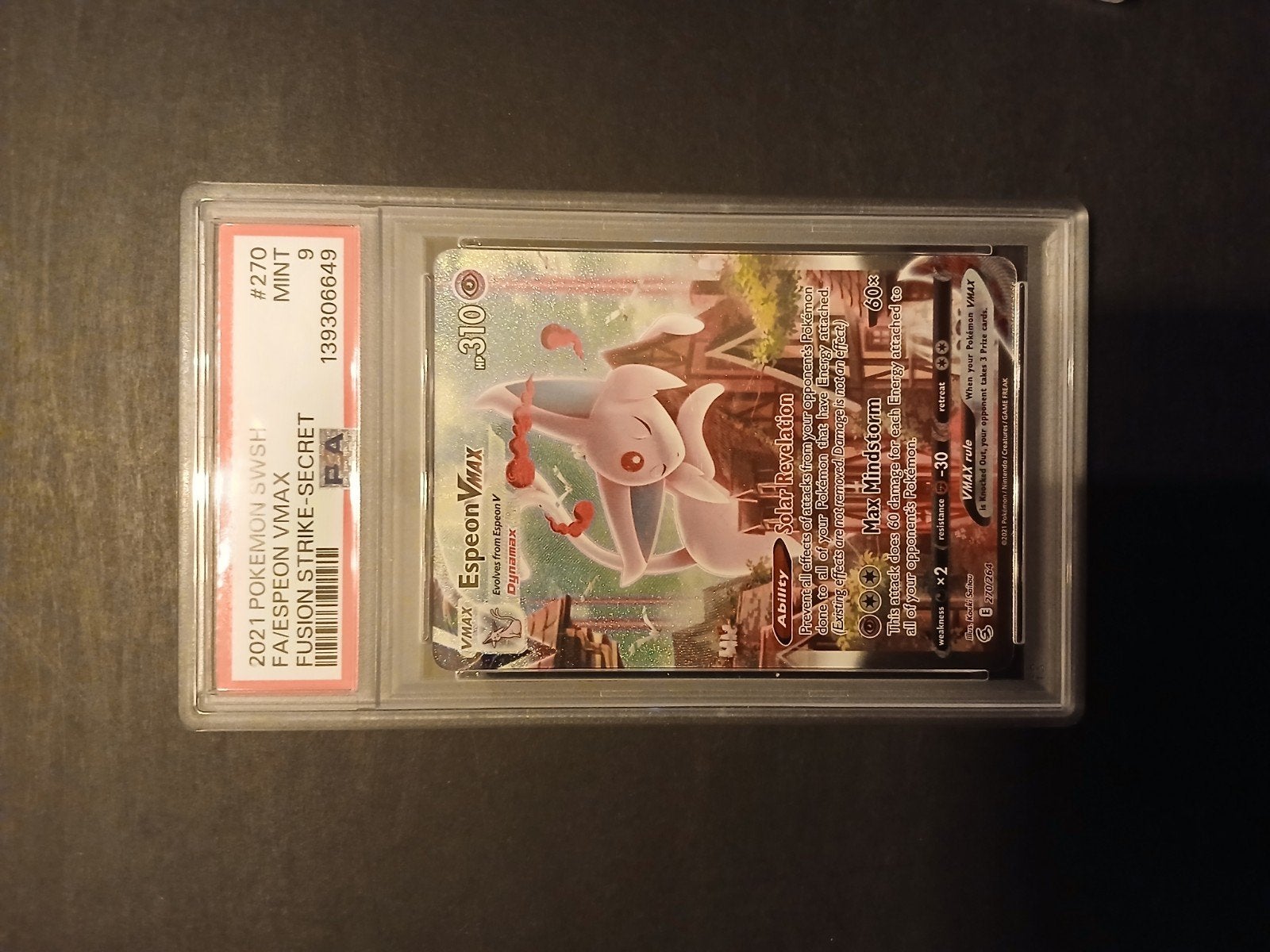 Espeon V Max Fusion Strike PSA 9, Hobby en Vrije tijd, Ophalen