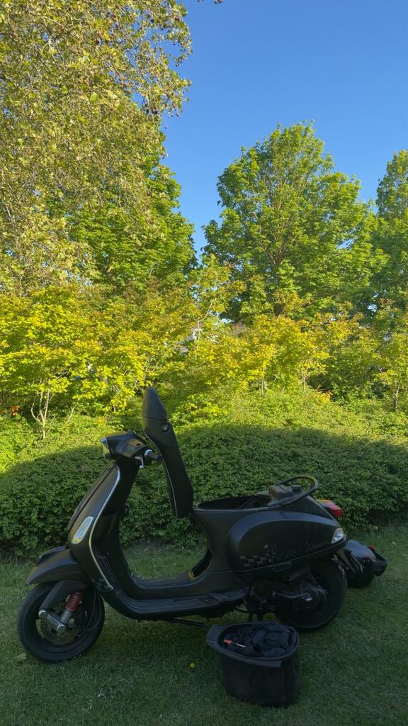 Vespa s50, Fietsen en Brommers, Scooters | Vespa, Ophalen, Gebruikt, 50 cc, Klasse A (25 km/u)