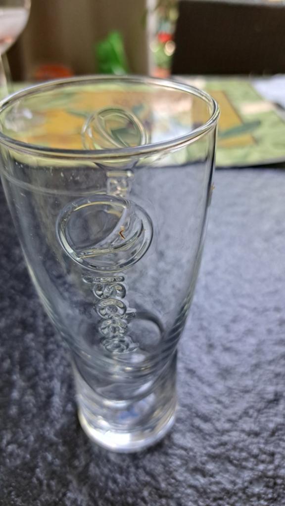 Zeer raar glas van pepsi, Enlèvement