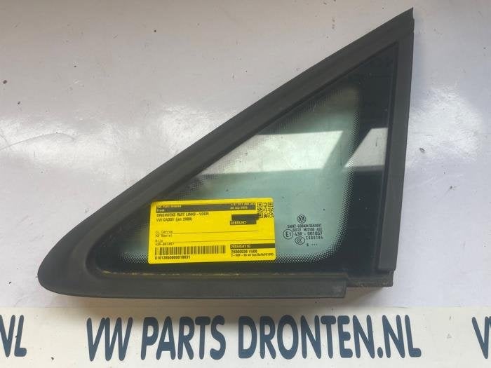 Vitre triangulaire avant gauche d'un Volkswagen Caddy, Autos : Pièces & Accessoires, Volkswagen, -, 3 mois de garantie, Utilisé