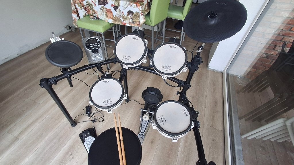 Elektrisch drumstel Roland TD15, Musique & Instruments, Batteries & Percussions, Enlèvement, Utilisé, Roland, Électronique