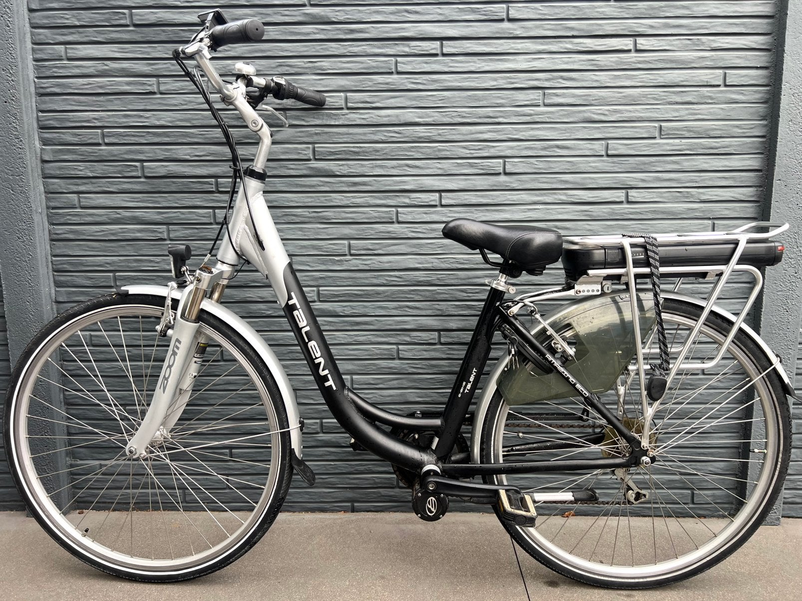 Elektrische fiets Middenmotor Zeer Goede Staat ✅, Ophalen, Zo goed als nieuw