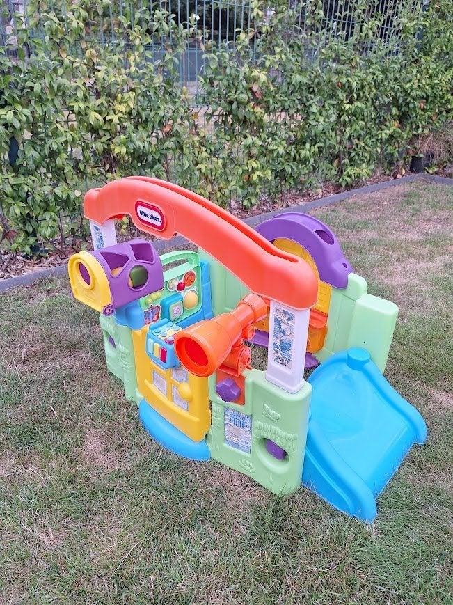 Speelhuisje little tikes, Kinderen en Baby's, Ophalen, Gebruikt, Kunststof