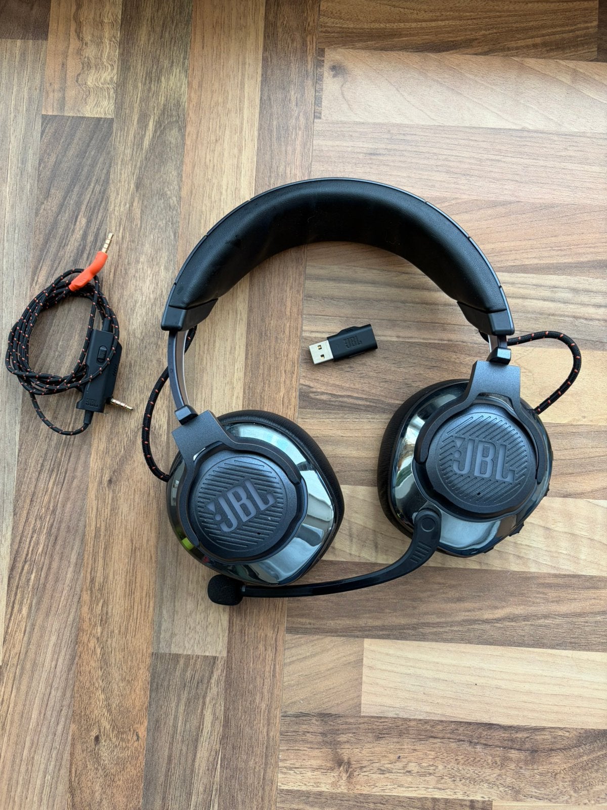 JBL Quantum 810 wirelesss gaming headset, Ophalen of Verzenden, Zo goed als nieuw, Gaming, JBL